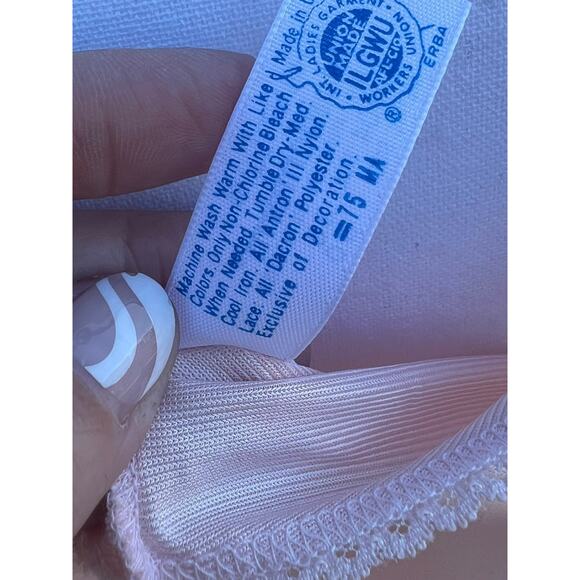 Maidenform Women's Satin Shorts Chantilly Lace Camisole Pink Vintage Size 5/36 - Picture 8 of 9